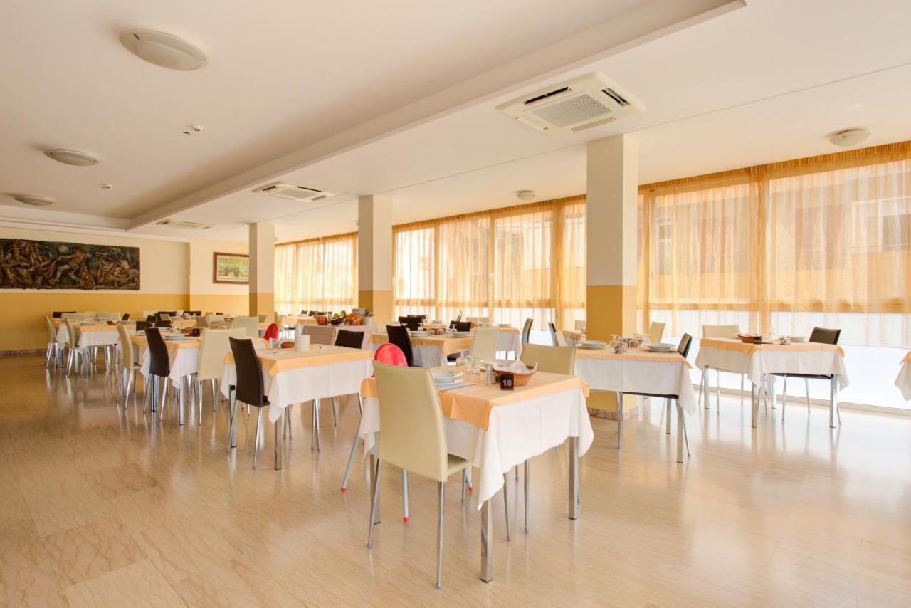 Hotel Nella Rimini Exteriér fotografie