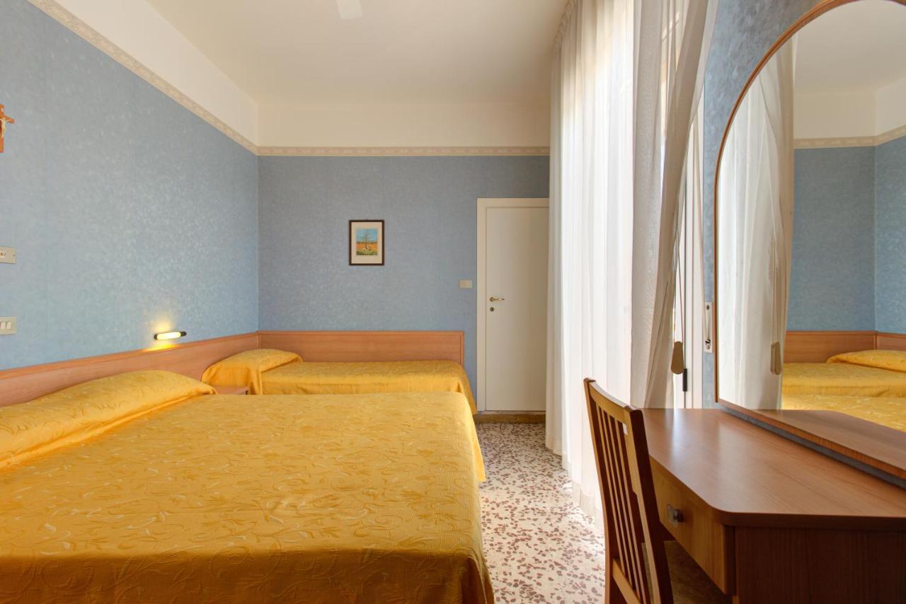 Hotel Nella Rimini Exteriér fotografie