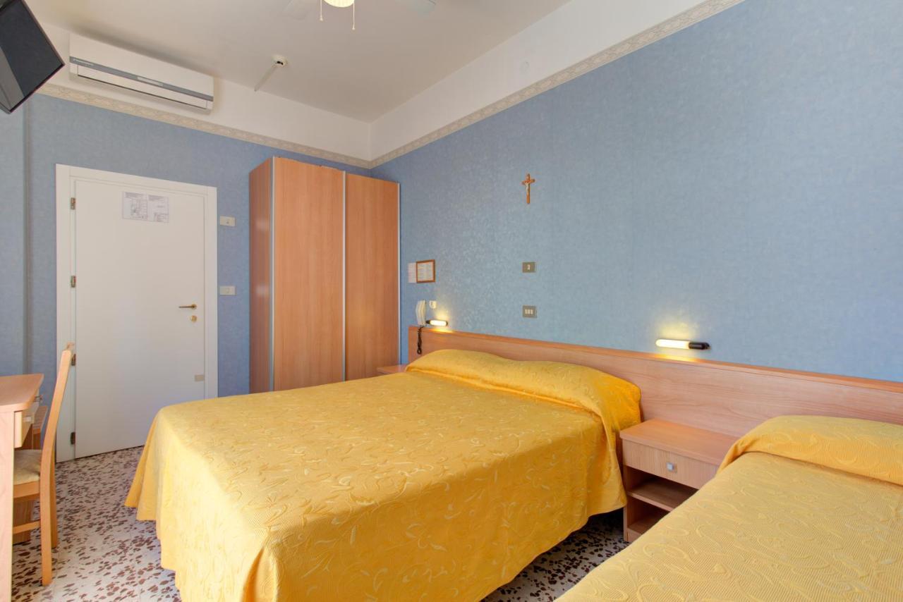 Hotel Nella Rimini Exteriér fotografie